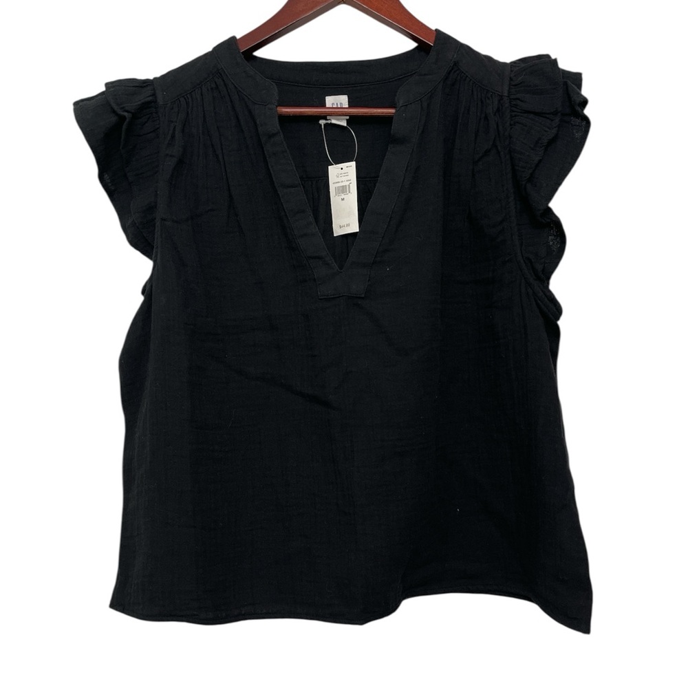 NWT Gap ($44.95USD) Black Short Sleeve Top